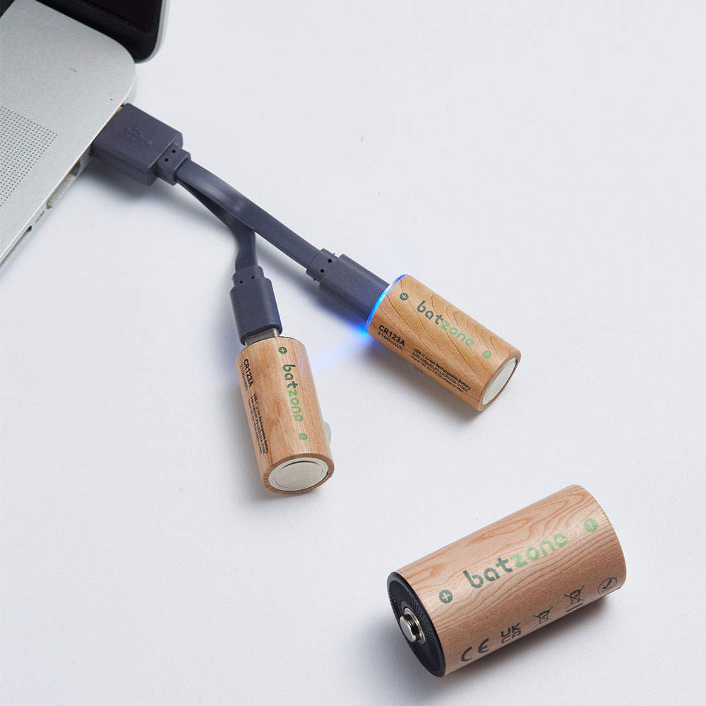【ゆうパケット配送】batzone リチウムイオン充電池 CR123A 2本入 USB Type-Cケーブル付【他商品と同時購入不可】